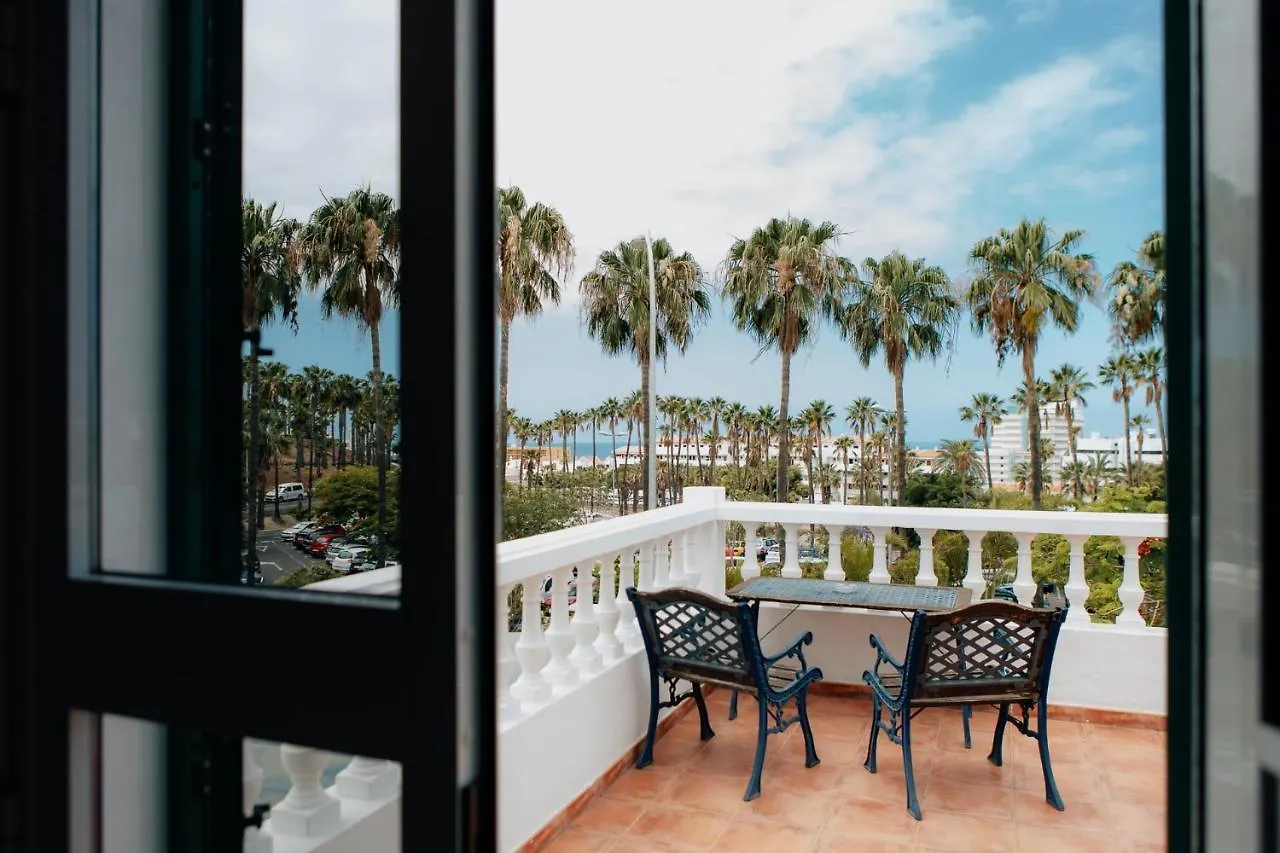 Endless Summer Hostel (Adults Only) Costa Adeje  Costa Adeje (Tenerife)